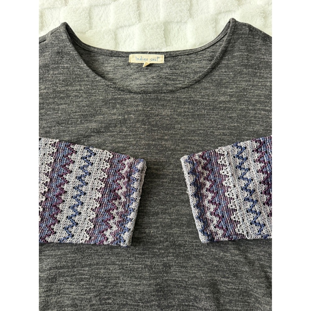 Indigo Soul Womens 2XL Gray Heathered Sharkbite Hem Top Crochet Lace Cuff Tunic